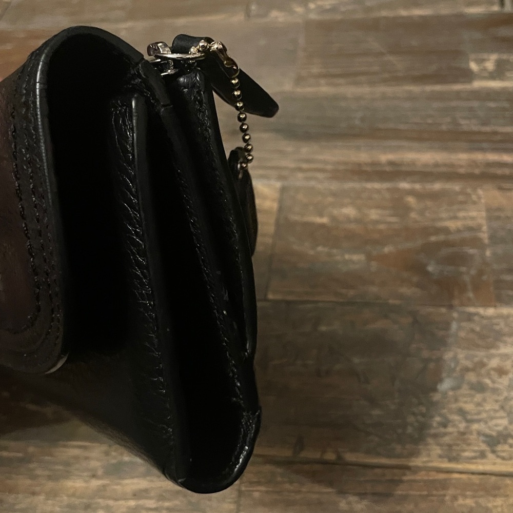 Coach Pebbled Leather Trifold Wallet🖤 - Picture 7 of 14